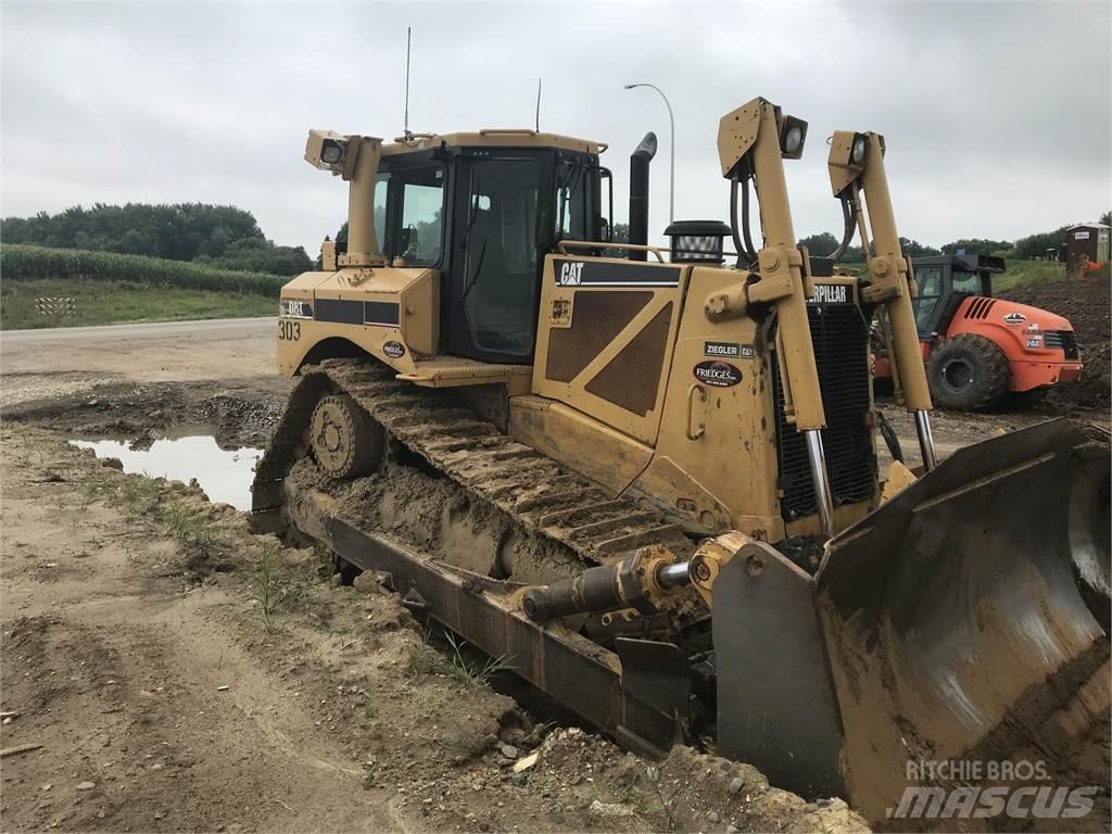 CAT D8T Bouteurs sur chenilles