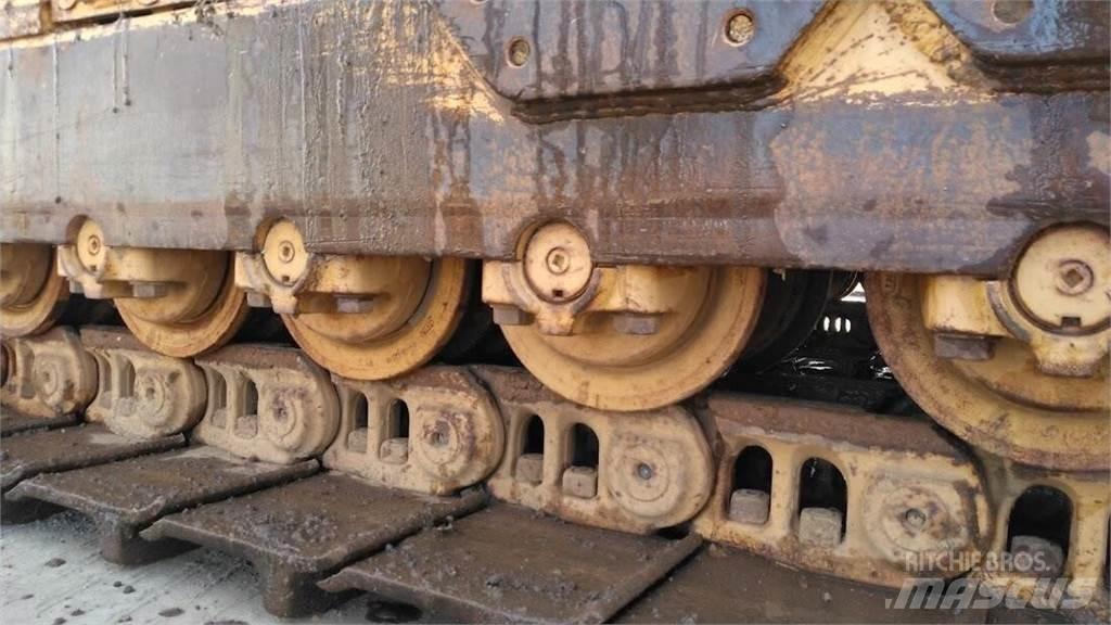 CAT D9H Bouteurs sur chenilles