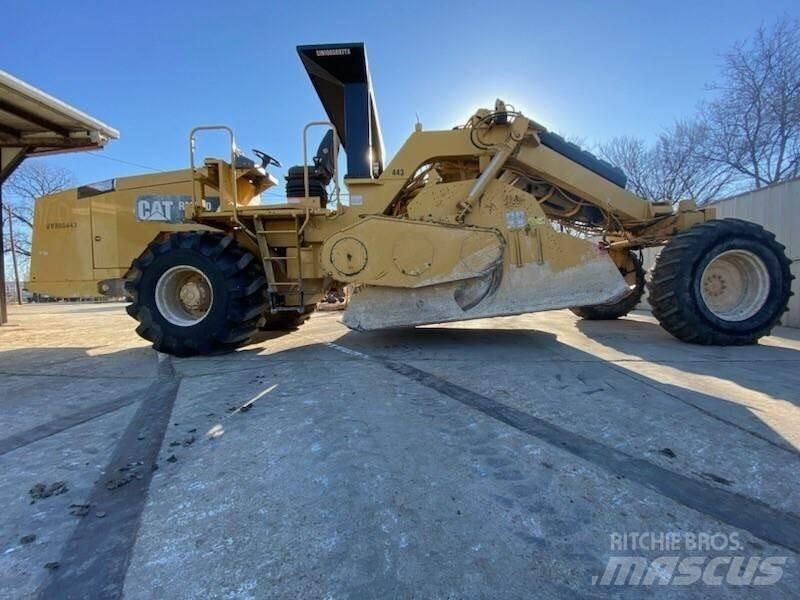 CAT RM-300 Recycleur bitume