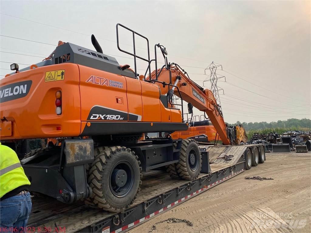 Develon DX190W-5 Pelle sur pneus