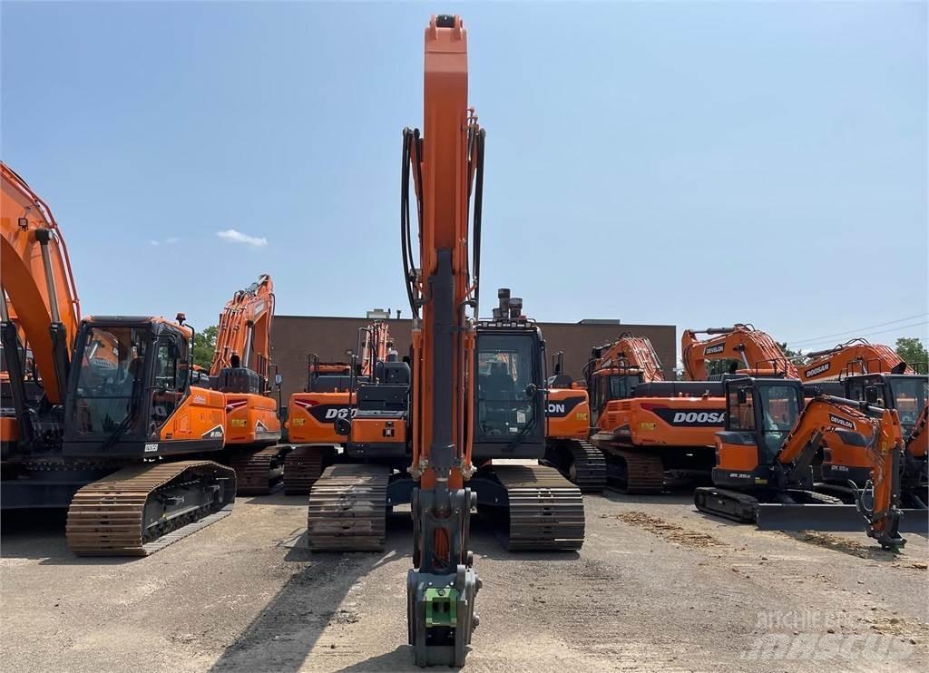 Develon DX225 LC-7 Pelle sur chenilles