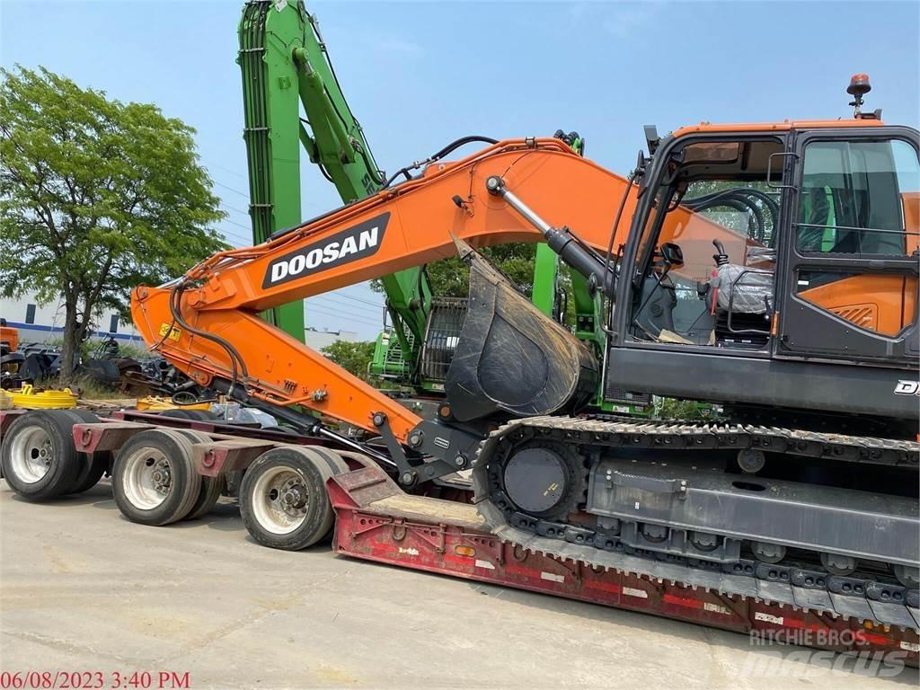 Develon DX350 LCR-7 Pelle sur chenilles