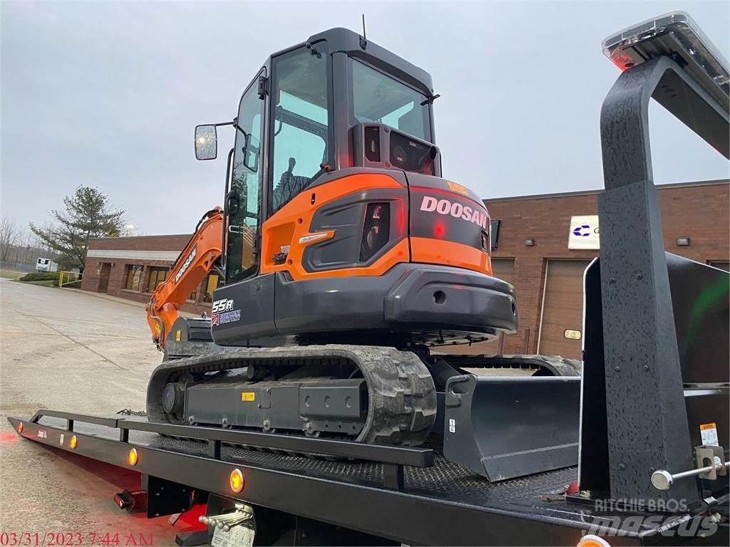 Develon DX55R-7 Mini pelle < 7t