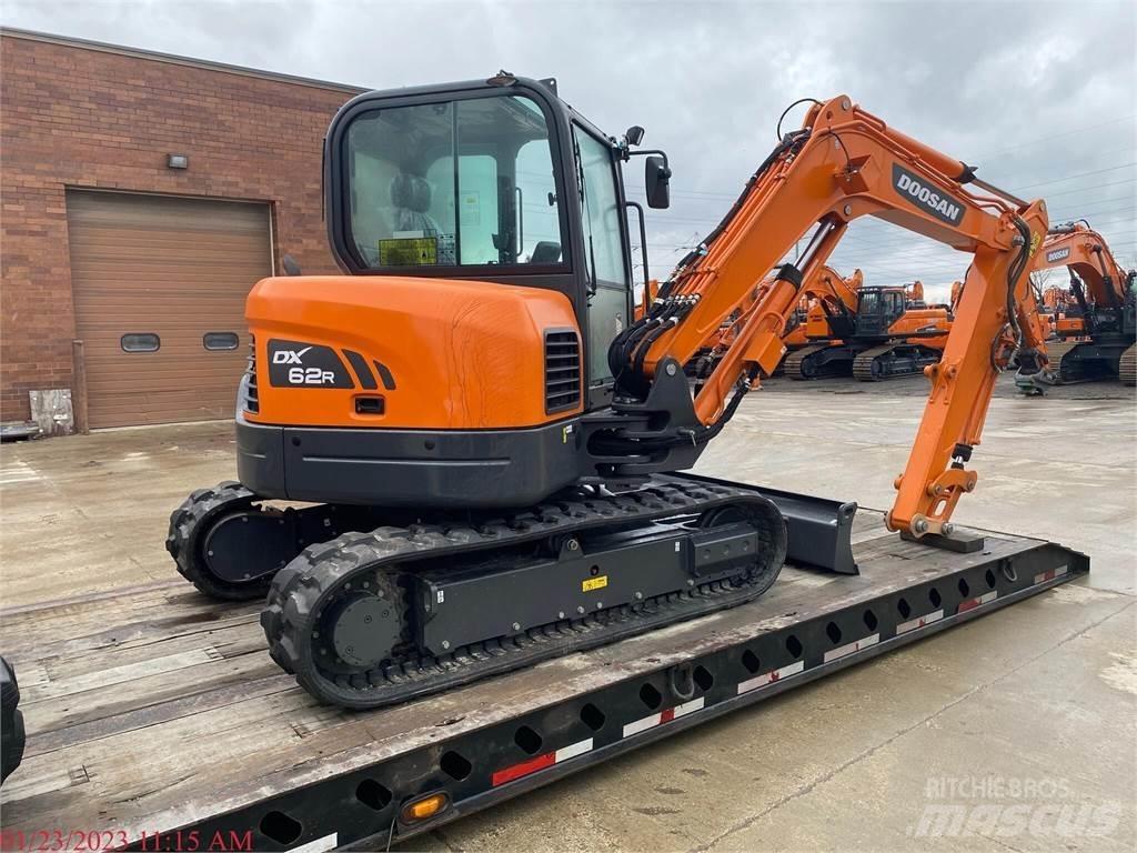 Develon DX62R-3 Pelle sur chenilles