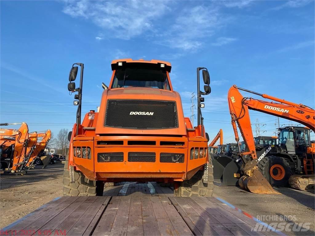 Doosan DA30-5 Tombereau articulé