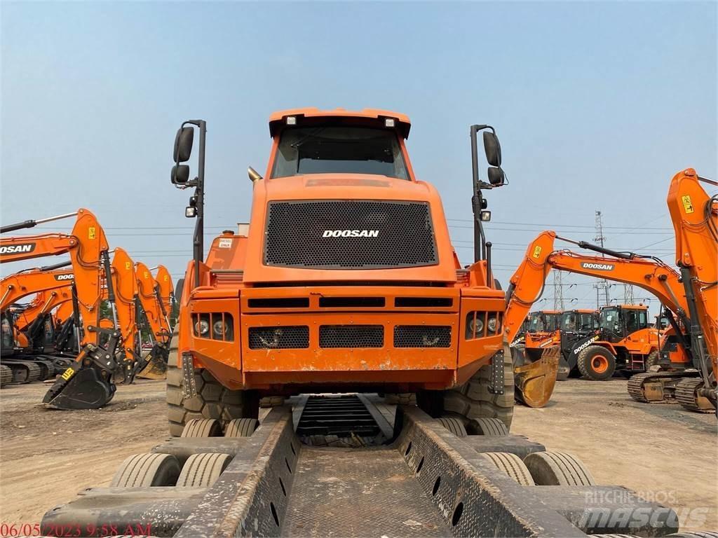 Doosan DA30-5 Tombereau articulé