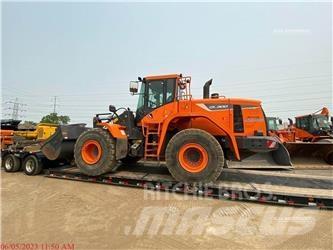 Doosan DL300-5 Chargeuse sur pneus
