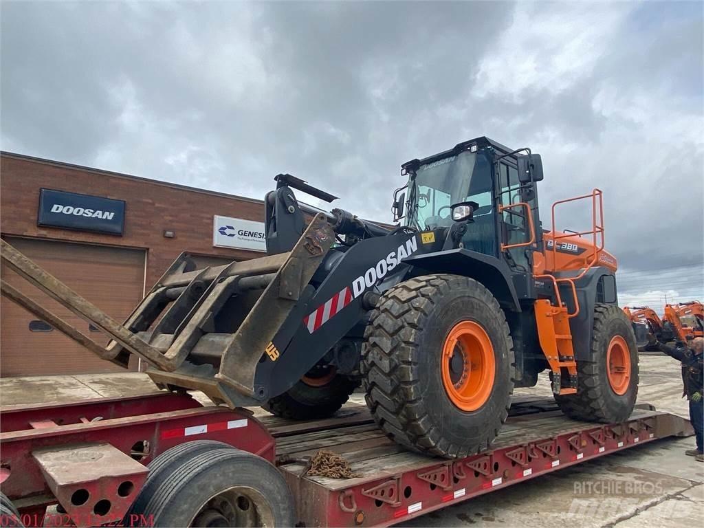 Doosan DL380-7 Chargeuse sur pneus