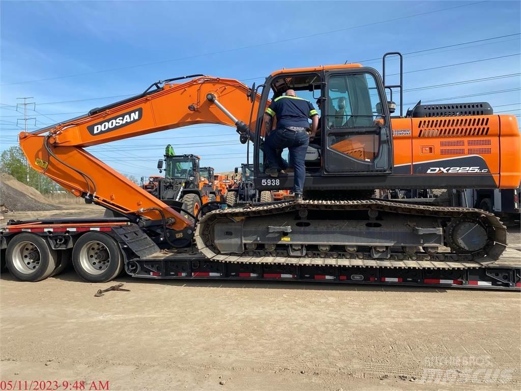 Doosan DX225 LC-5 Pelle sur chenilles