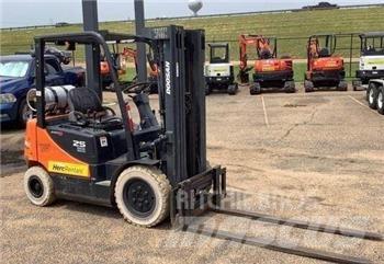 Doosan G25P-5 Autres Chariots élévateurs