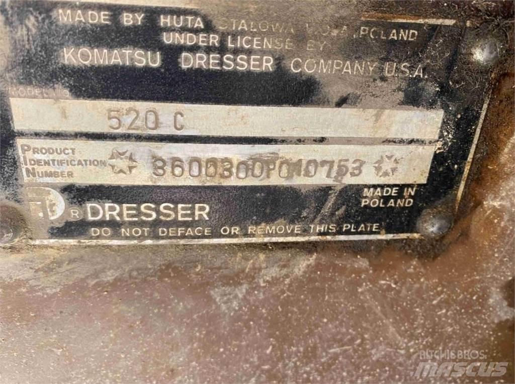 Dresser 520C Chargeuse sur pneus