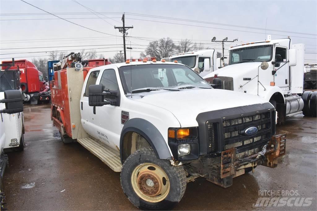 Ford F550 Camions et véhicules municipaux