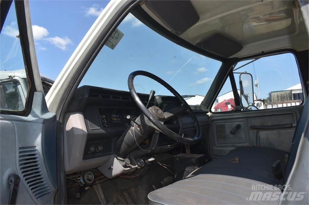 Ford F800 Camion benne
