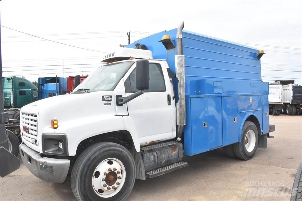 GMC TOPKICK C7500 Camions et véhicules municipaux