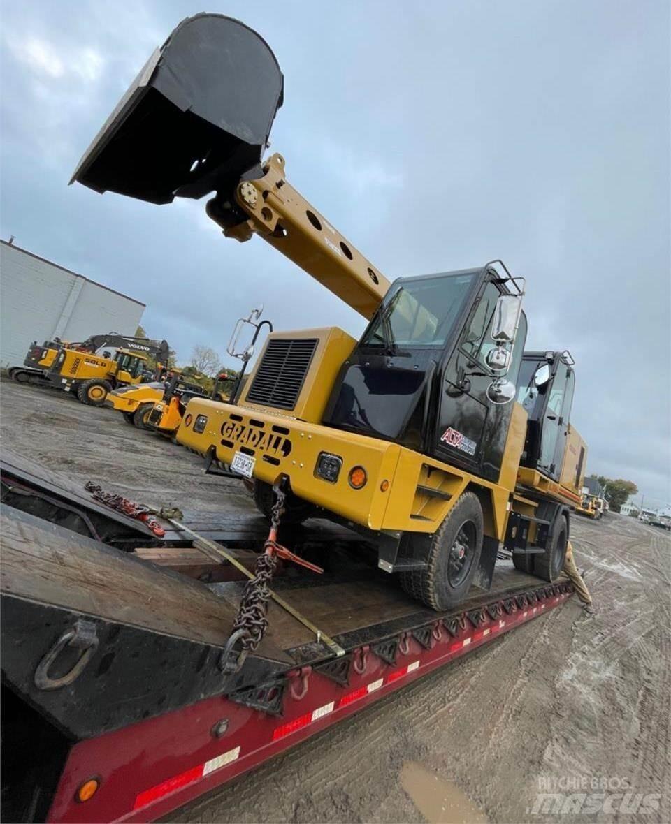 Gradall XL3100 V Pelle sur pneus