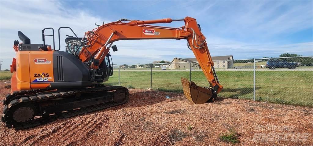 Hitachi ZX135US-6 Pelle sur chenilles