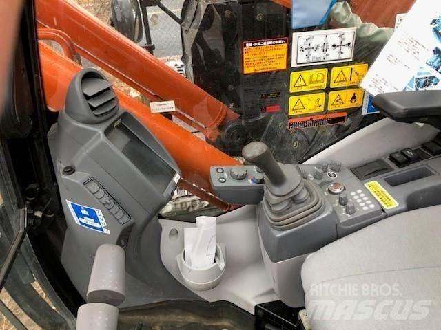 Hitachi ZX225USRK-6 Pelle sur chenilles