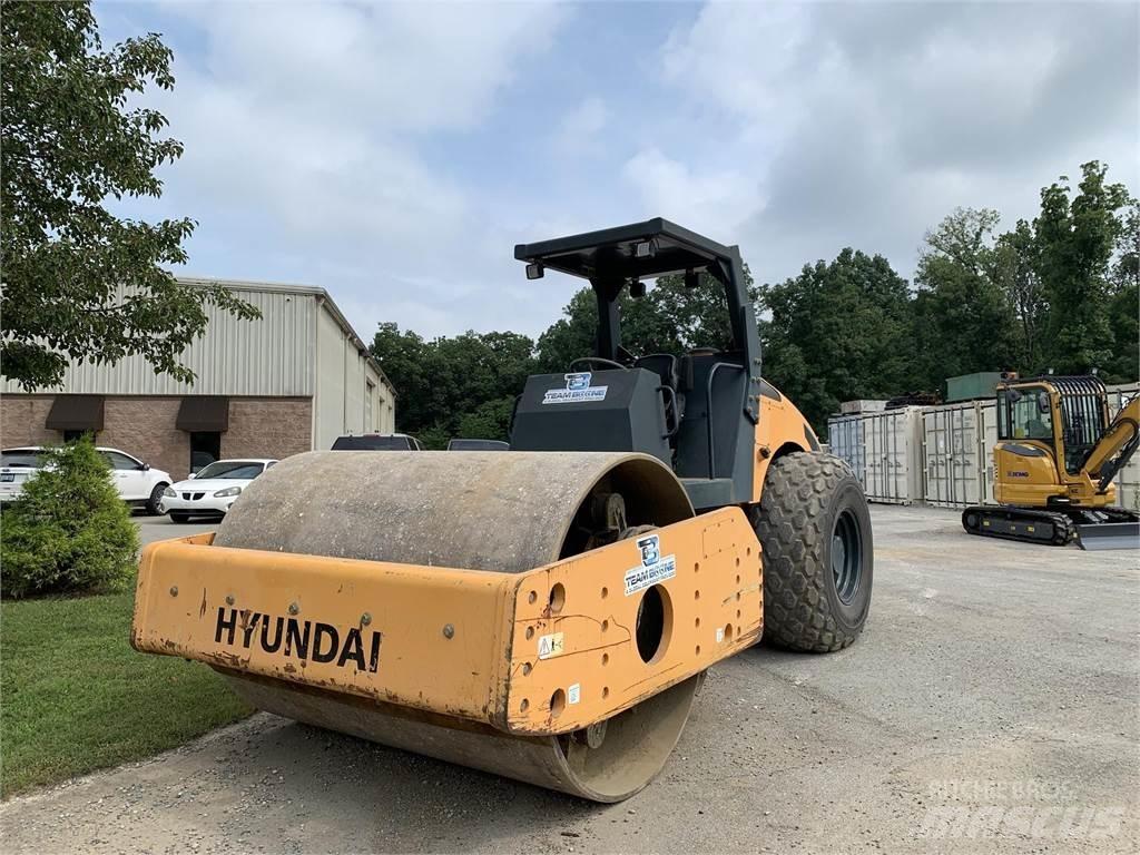 Hyundai HR120C-9 Rouleaux tandem