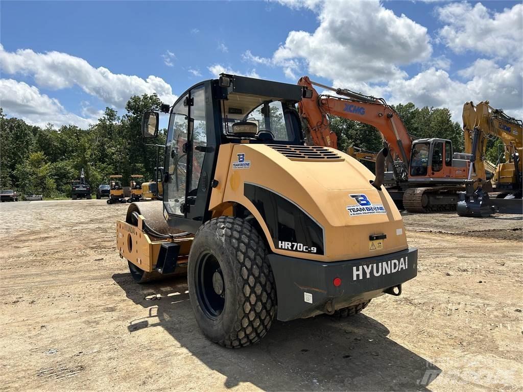 Hyundai HR70C Rouleaux tandem