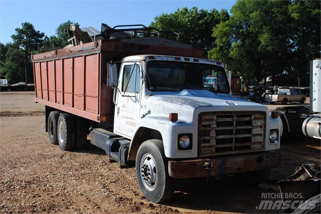 International 1854S Camion benne