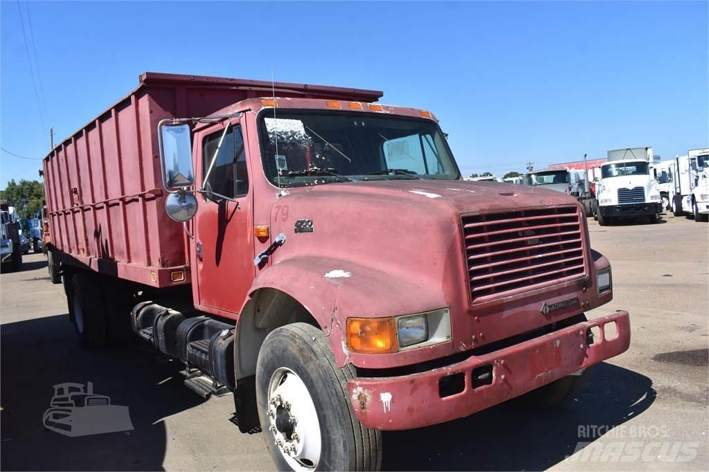 International 4700 Camion benne