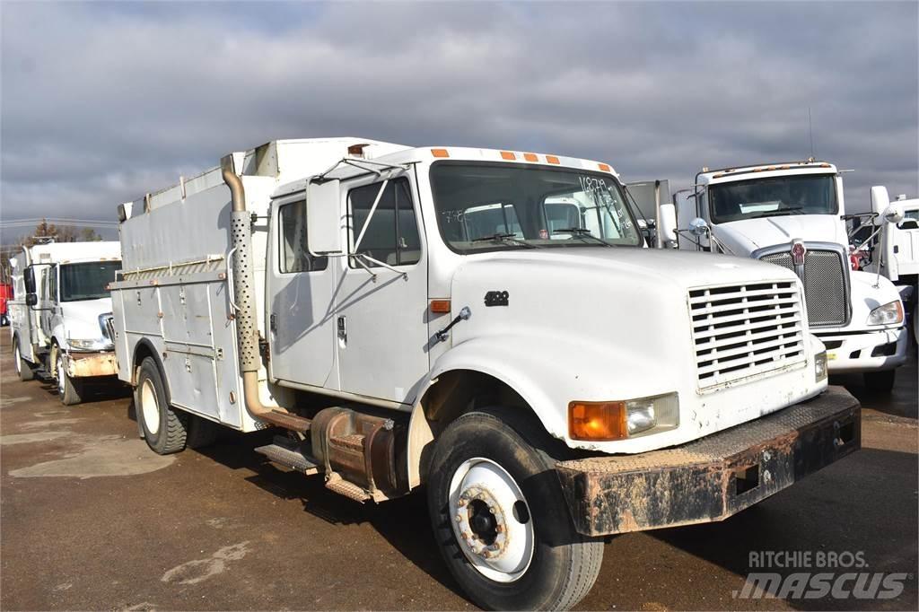 International 4700 Camions et véhicules municipaux