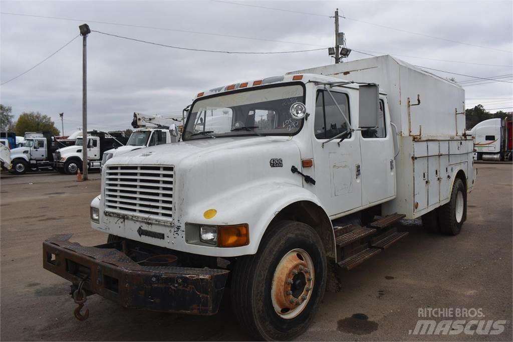 International 4700 Camions et véhicules municipaux