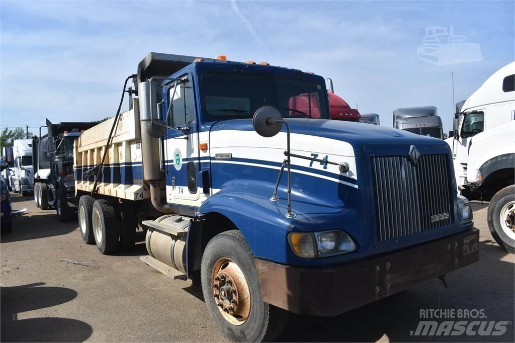 International 9400 Camion benne