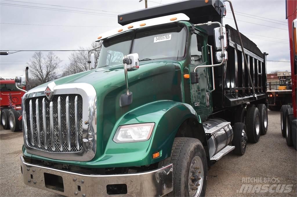 International HX Camion benne