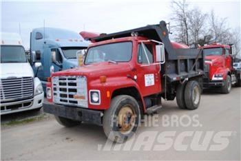International S1900 Camion benne