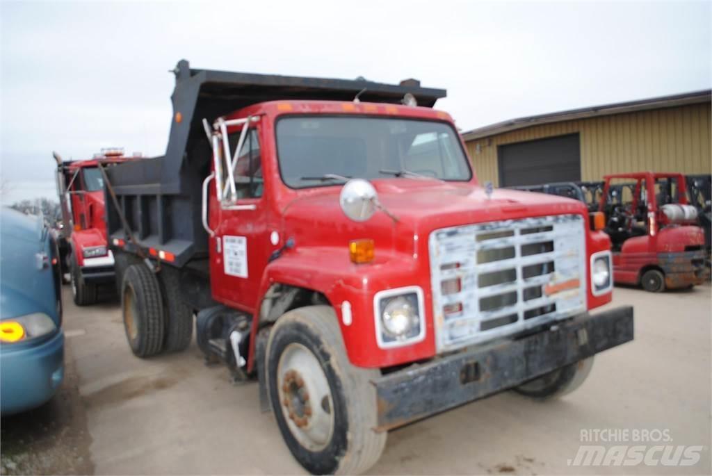 International S1900 Camion benne
