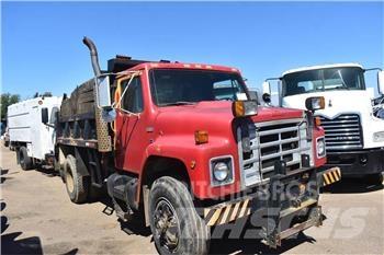 International S1900 Camion benne