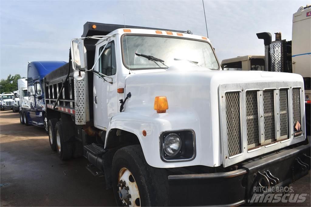 International S2600 Camion benne