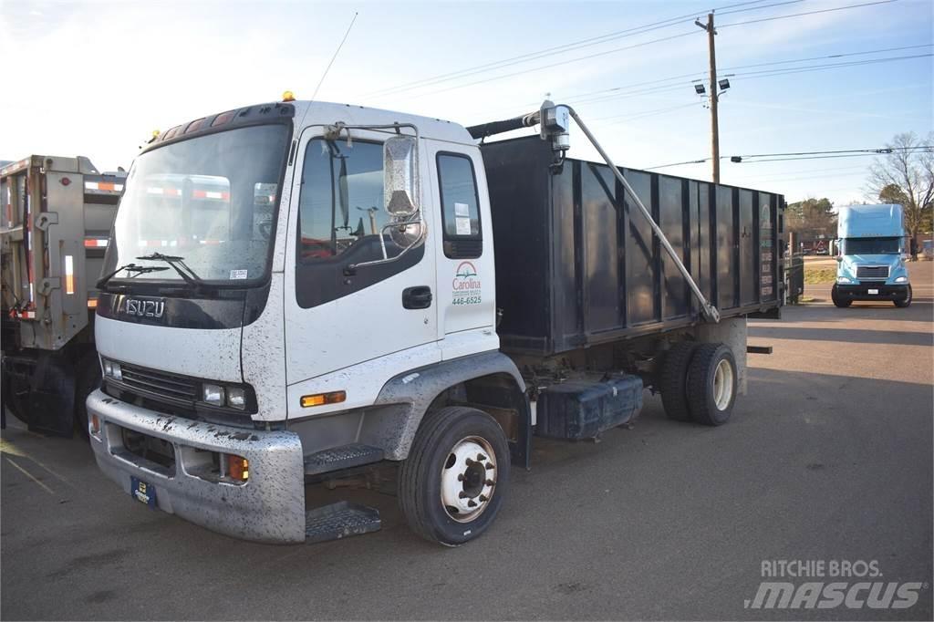 Isuzu FTR Camion benne