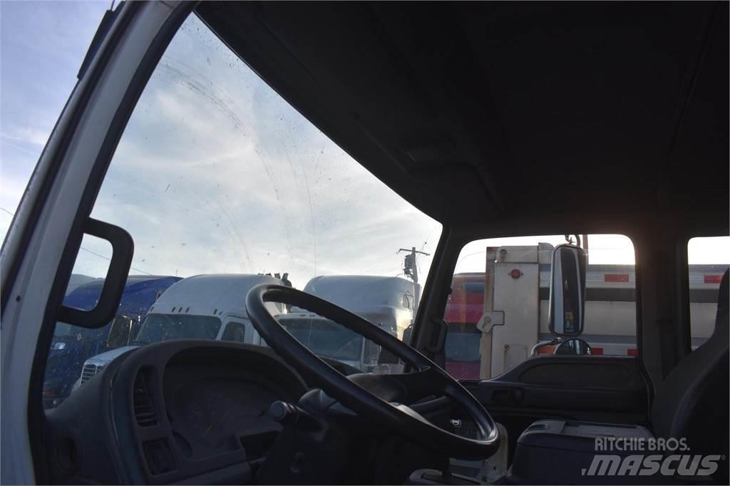 Isuzu FTR Camion benne