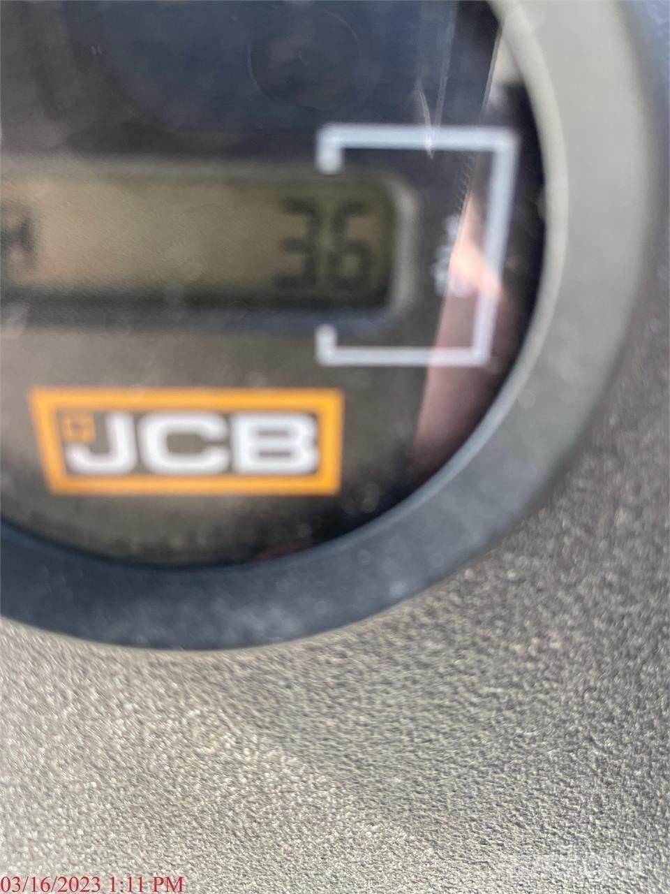 JCB 19C-1E Mini pelle < 7t