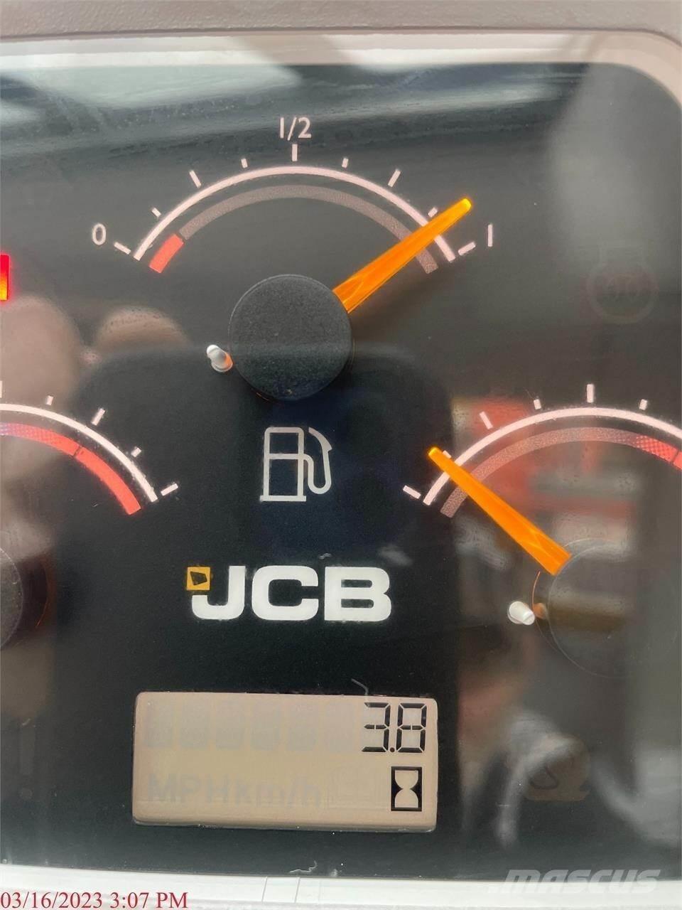 JCB 3TS-8T Chargeuse compacte