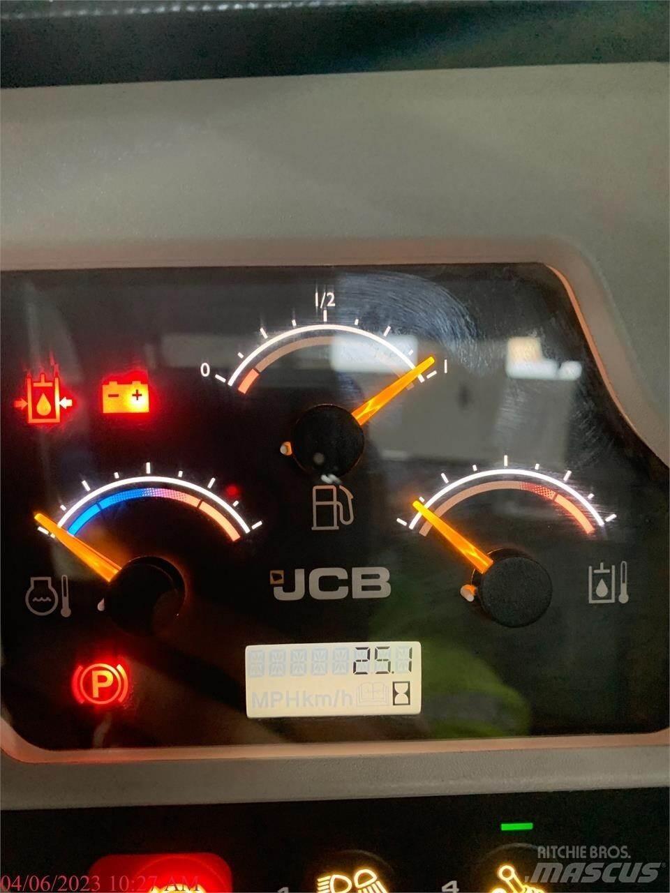 JCB 3TS-8W Chargeuse compacte