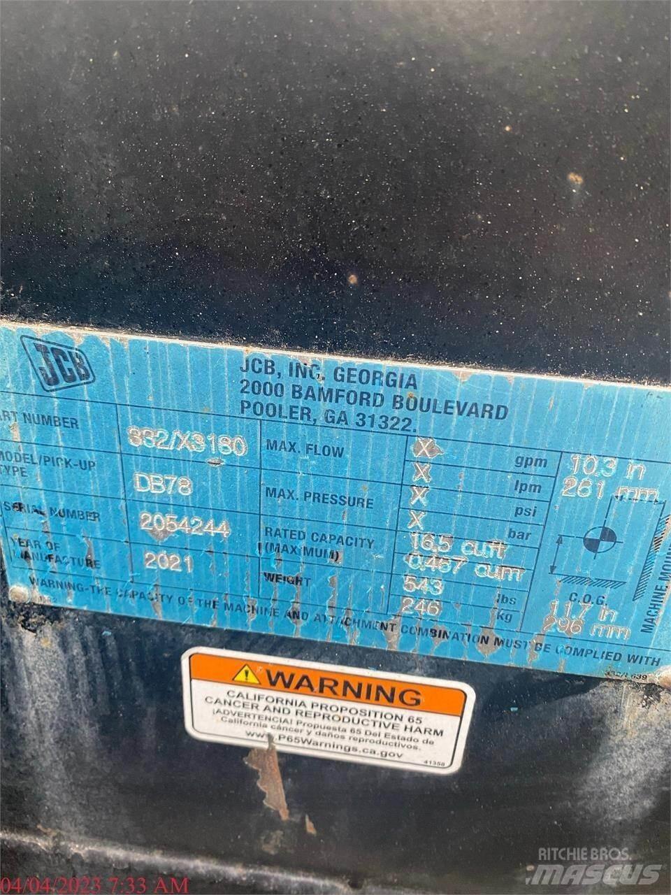 JCB 3TS-8W Chargeuse compacte