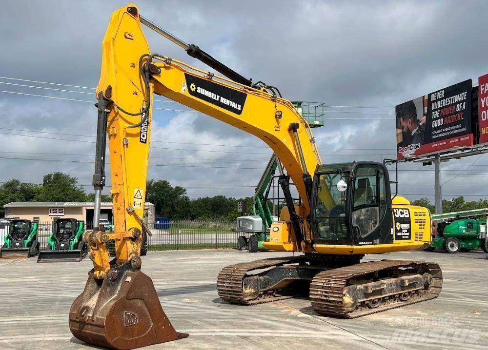 JCB JS220 LC Pelle sur chenilles