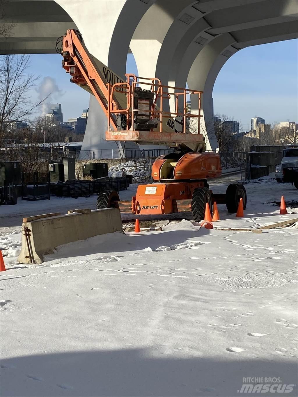JLG 1350SJP Nacelles télescopiques