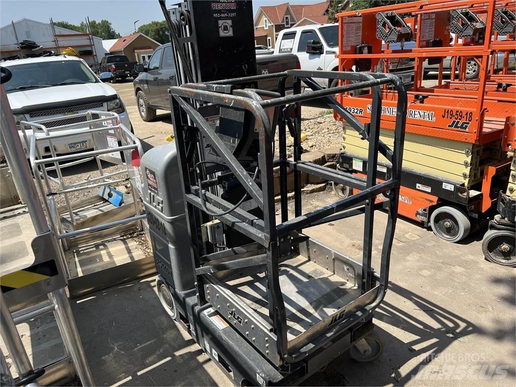 JLG 20MVL Mât vertical