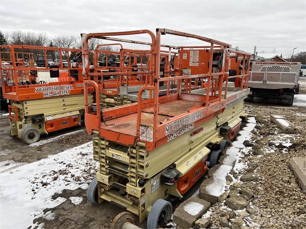 JLG 3246ES Nacelle ciseaux