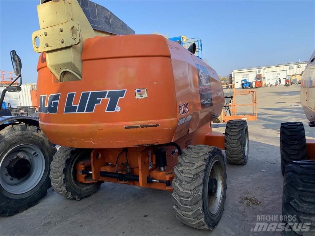 JLG 600S Nacelles télescopiques