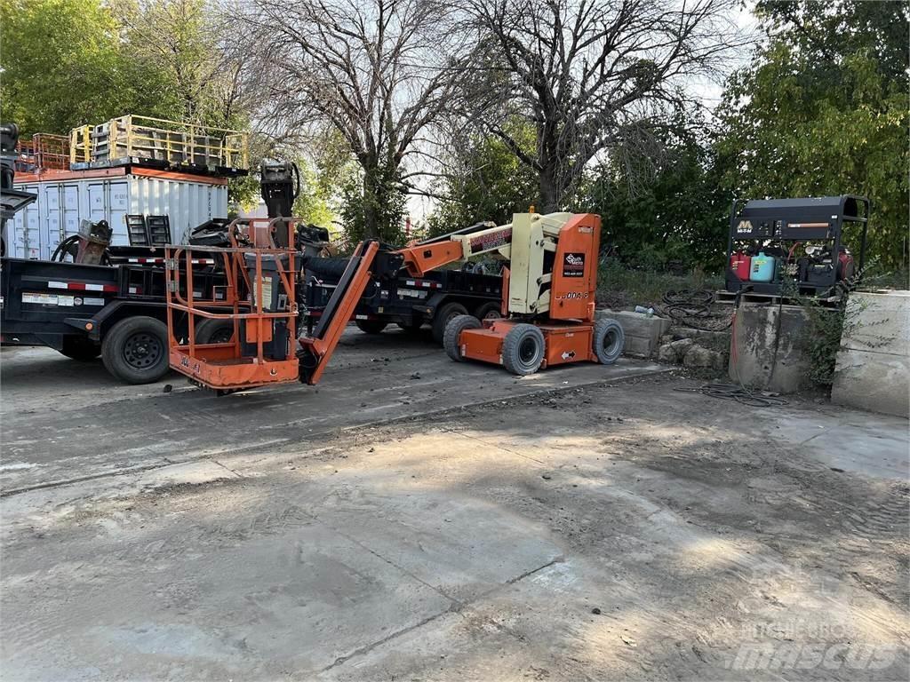 JLG E300AJP Nacelles articulées