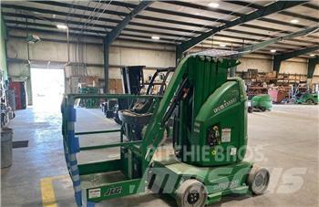 JLG TOUCAN 26E Mât vertical