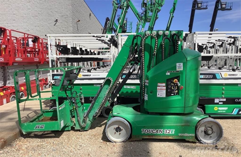 JLG TOUCAN 32E Mât vertical