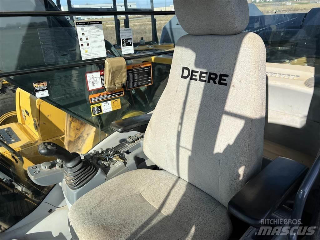 John Deere 210G LC Pelle sur chenilles