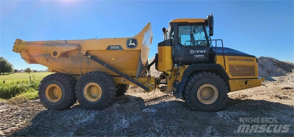 John Deere 310E Tombereau articulé