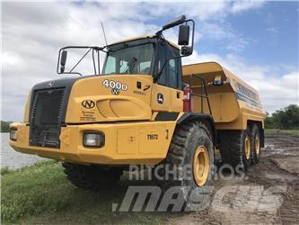 John Deere 400D II Camion citerne à eau